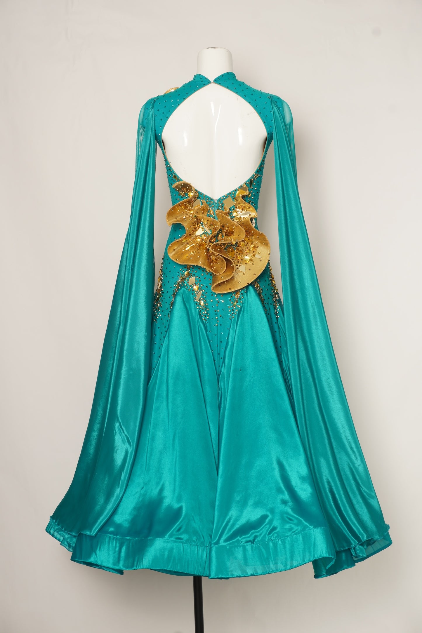 MF Design-B0446-Azure Royale Ballroom Gown