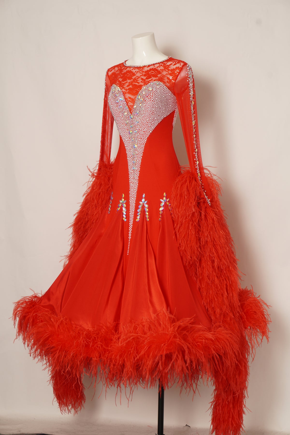 MF Design-B0501-Amour Heart Ballroom Gown