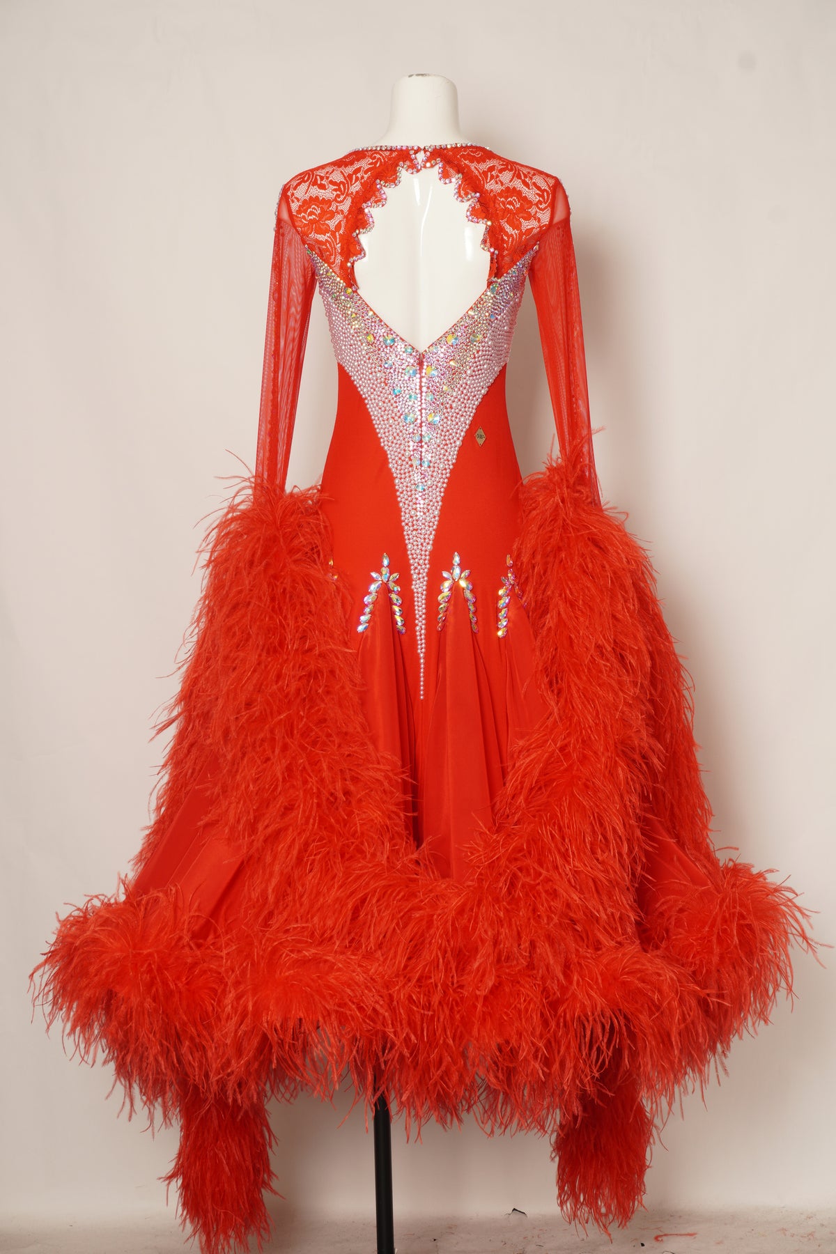 MF Design-B0501-Amour Heart Ballroom Gown