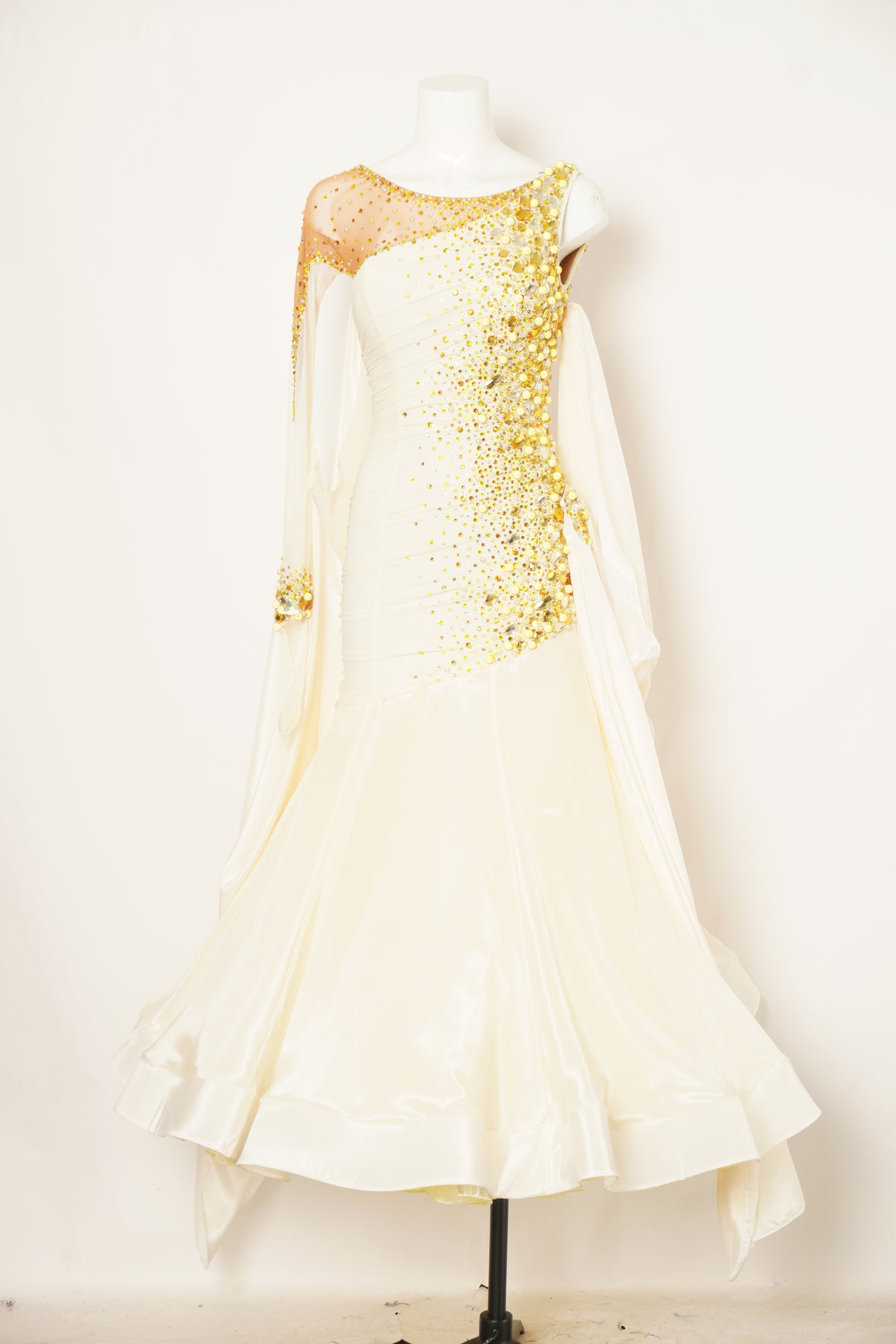 MF Design-B0529-Gilded Drift Ballroom Gown